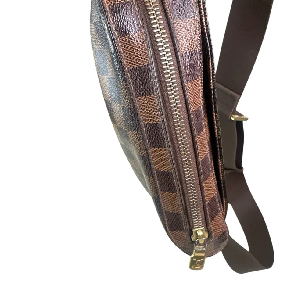 Louis vuitton Damier Ebene bum bag - Picture 5 of 5